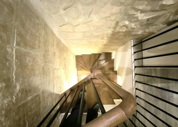 St Ursula Βαλέτα